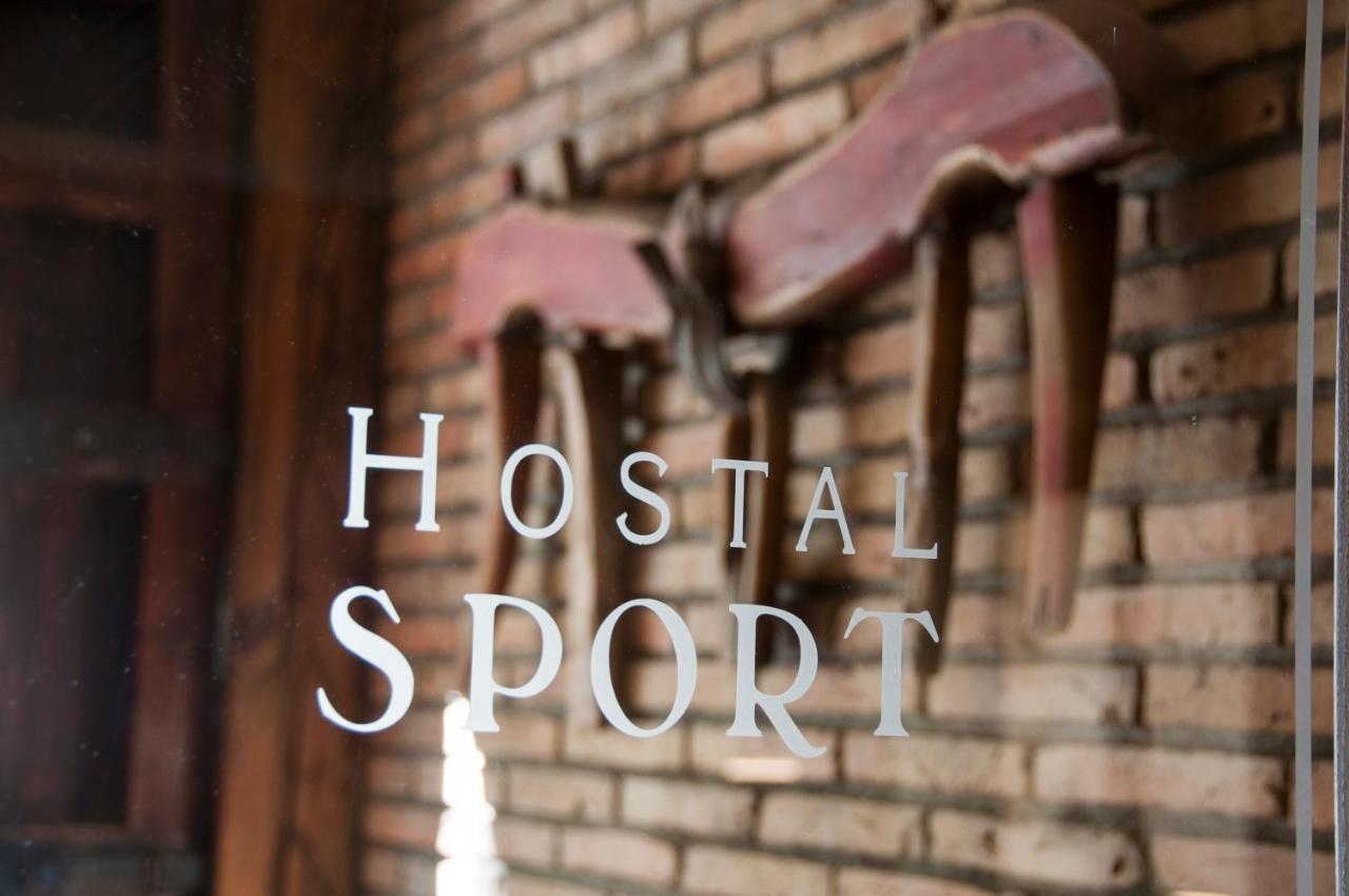 Hotel-Hostal Sport Falset Eksteriør bilde